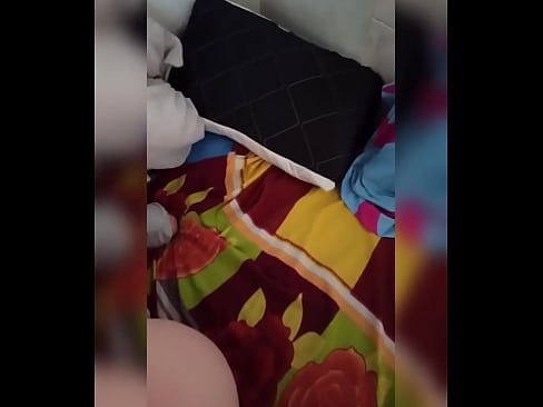 ❤️ מיין צימערמאן בלײַבט אליין אין שטוב ווייל איר מאן גייט אויף וואקאציע און איך נעם די געלעגנהייט איר צו פאקן און אנפילן איר טאָכעס מיט מילך ❤❌ סעקס ווידעא ביי אונדז ❌❤